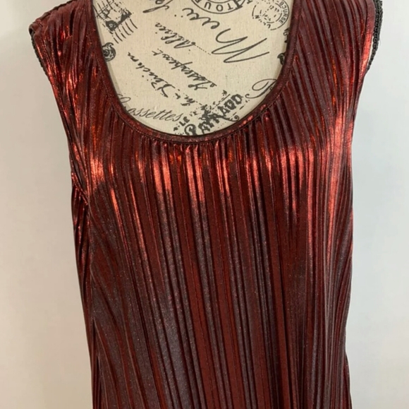 Cato 18/20W red shimmery cami - Picture 2 of 8